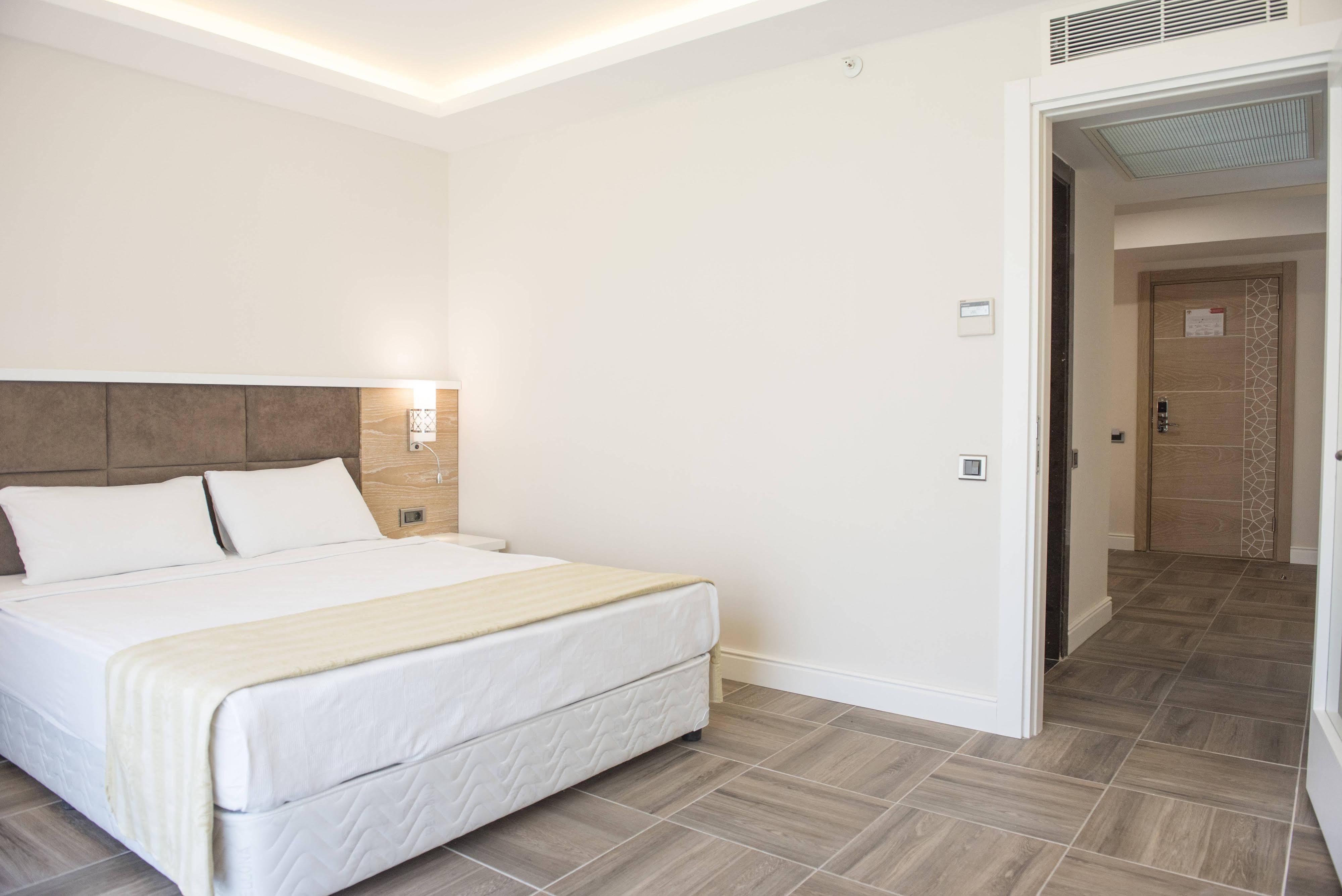 Selcukhan Hotel เบลดิบี ภายนอก รูปภาพ