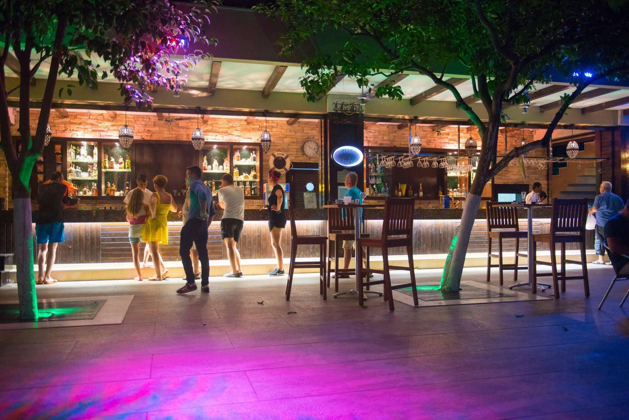 Selcukhan Hotel เบลดิบี ภายนอก รูปภาพ